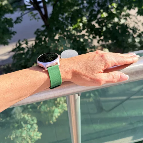 MYBANDZ Litchi mágneses szilikon óraszíj /sötétzöld-fekete/ / 20mm
