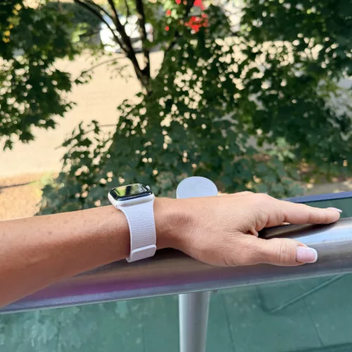 Apple Watch Litchi mágneses szilikon óraszíj /bézs/ 40/41 és 42mm