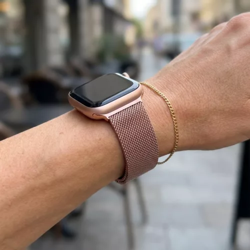 Apple Watch csatos milánói fém óraszíj /pink-arany/ 44/45/46/49 mm