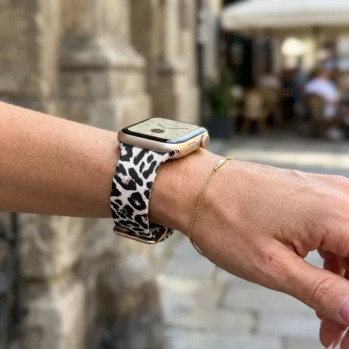 Apple Watch csatos szilikon óraszíj /leopárd/ 40/41 és 42mm