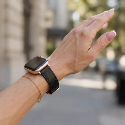 Apple Watch körcsatos bőróraszíj fém csattal /fekete/ 40/41 és 42mm
