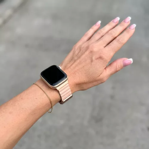 Apple Watch mágneses bőróraszíj fém csattal /púder/ 40/41 és 42mm