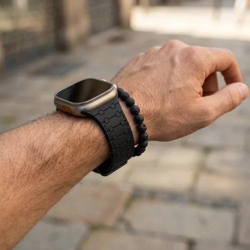 Apple Watch Train mágneses szilikon szíj /fekete-szürke/44/45/46/49 mm