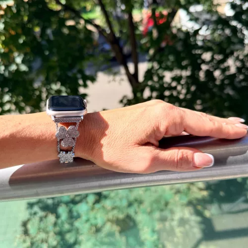 Apple Watch FloralShine fém szíj / ezüst / 40/41 és 42mm